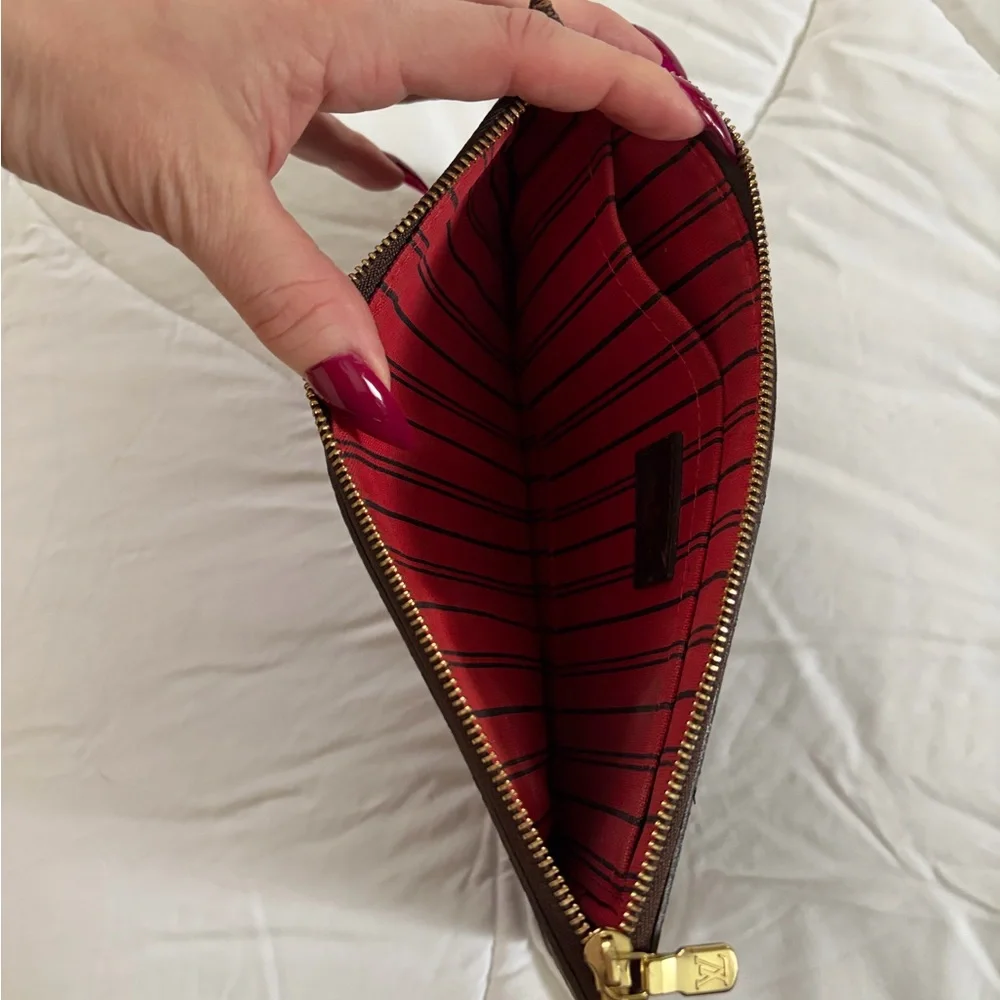 Louis Vuitton Brown Checkered Pouch - Picture 3 of 5